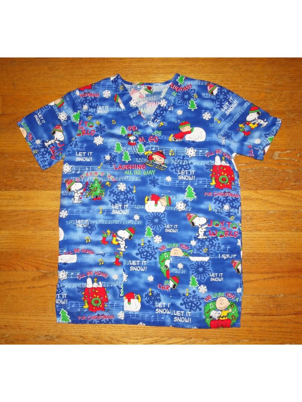 Peanuts Charlie Brown & Snoopy Christmas Scrub Top M cotton medical scrubs - Picture 6 of 7